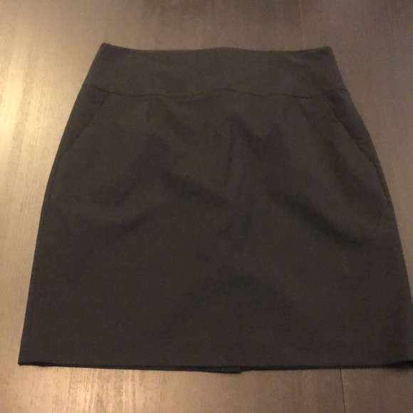 Banana Republic Skirt - Picture 2 of 5
